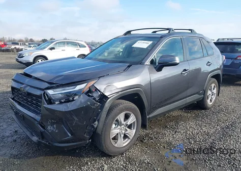 2025 Toyota Rav4 Hybrid Xle z USA, uszkodzony, nr VIN JTMRWRFV0SJ079244